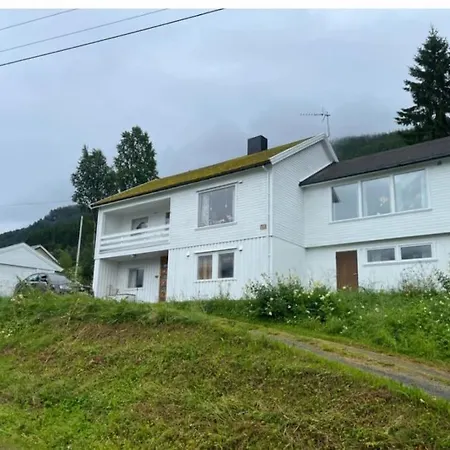 Feriehus Pa Hestnes,